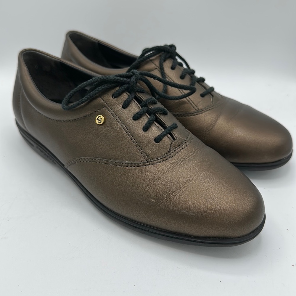 Easy Spirit anti-gravity bronze metallic leather oxfords, size 6B